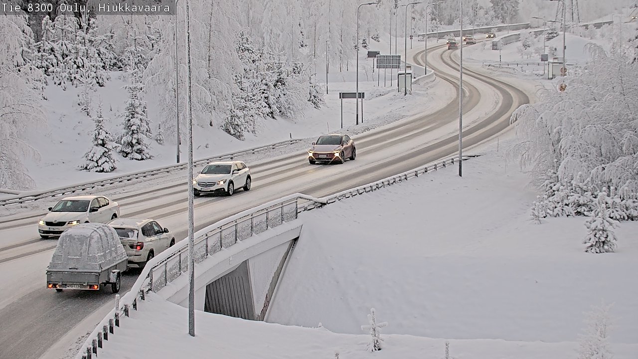 Weather Camera Image road 8300 Oulu Hiukkavaara, Oulu, Pohjois-Pohjanmaa