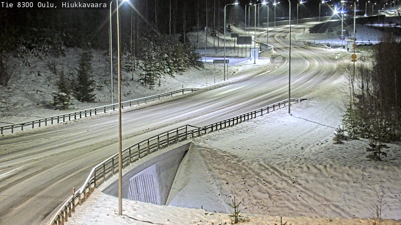 Weather Camera Image väg 8300 Oulu Hiukkavaara, Oulu, Pohjois-Pohjanmaa