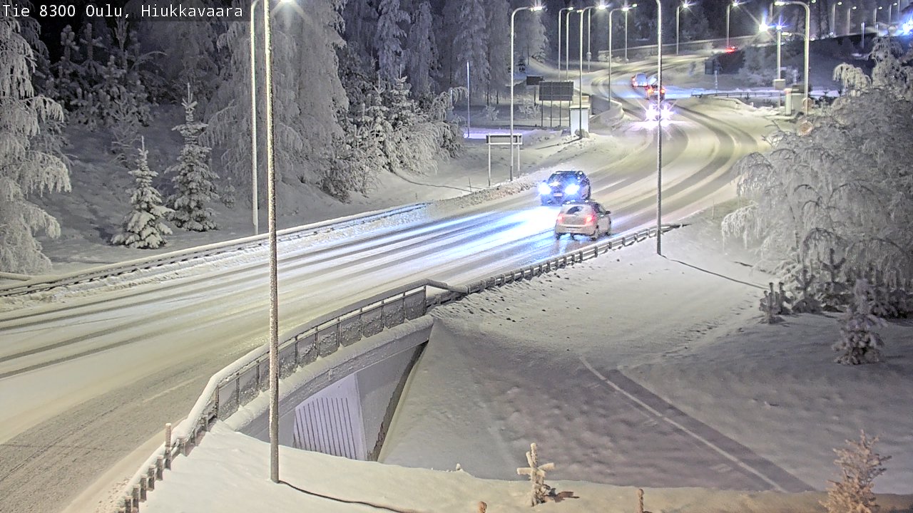 Weather Camera Image road 8300 Oulu Hiukkavaara, Oulu, Pohjois-Pohjanmaa