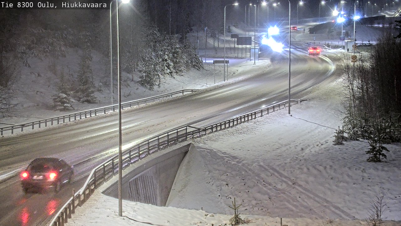 Weather Camera Image väg 8300 Oulu Hiukkavaara, Oulu, Pohjois-Pohjanmaa
