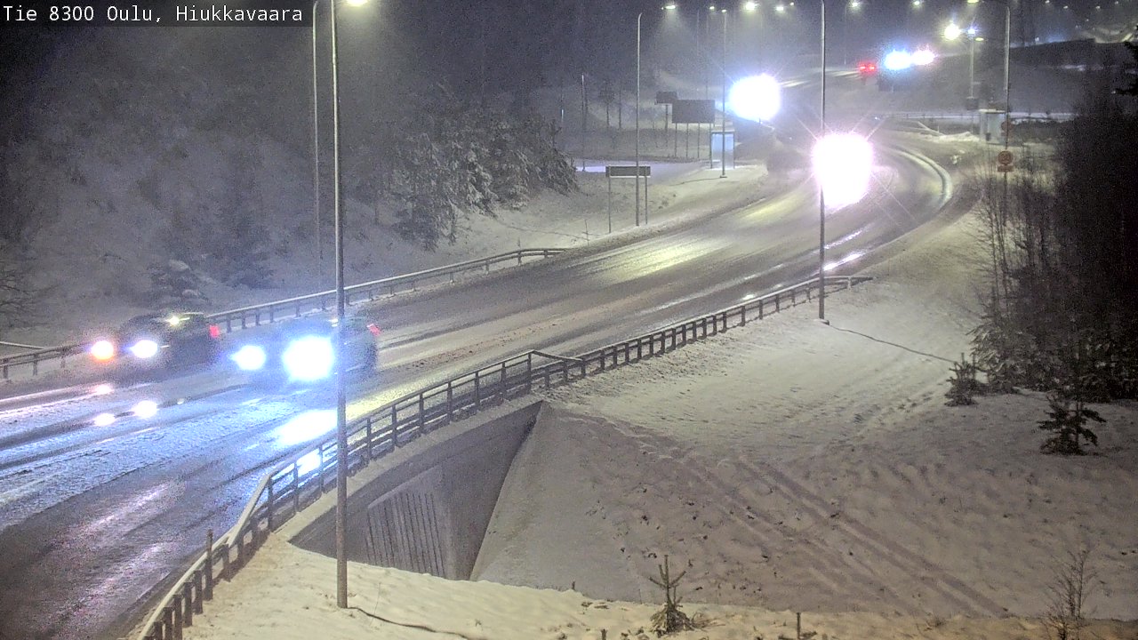Weather Camera Image väg 8300 Oulu Hiukkavaara, Oulu, Pohjois-Pohjanmaa