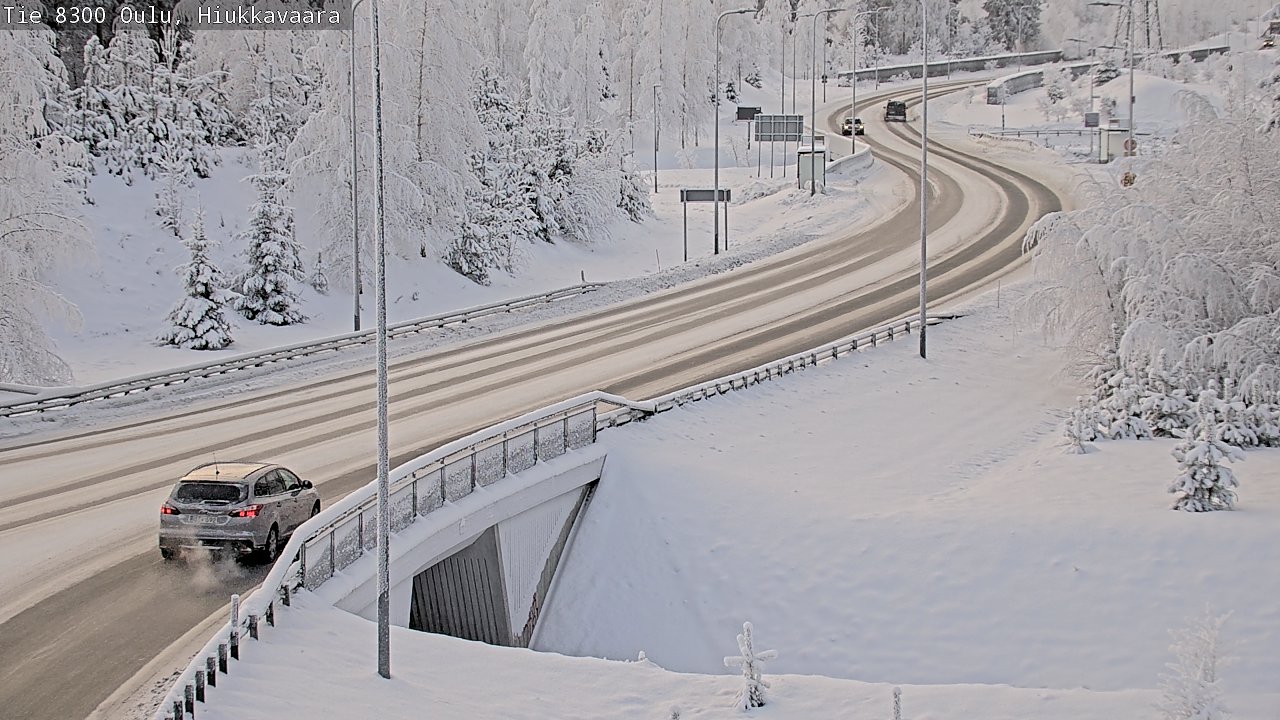 Weather Camera Image road 8300 Oulu Hiukkavaara, Oulu, Pohjois-Pohjanmaa