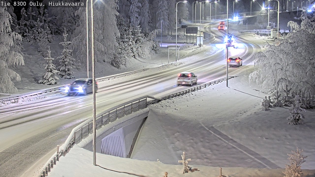Weather Camera Image road 8300 Oulu Hiukkavaara, Oulu, Pohjois-Pohjanmaa