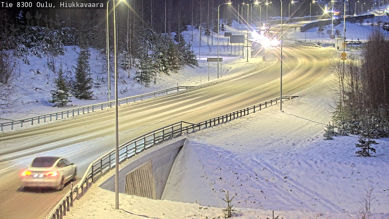 Weather Camera Image väg 8300 Oulu Hiukkavaara, Oulu, Pohjois-Pohjanmaa