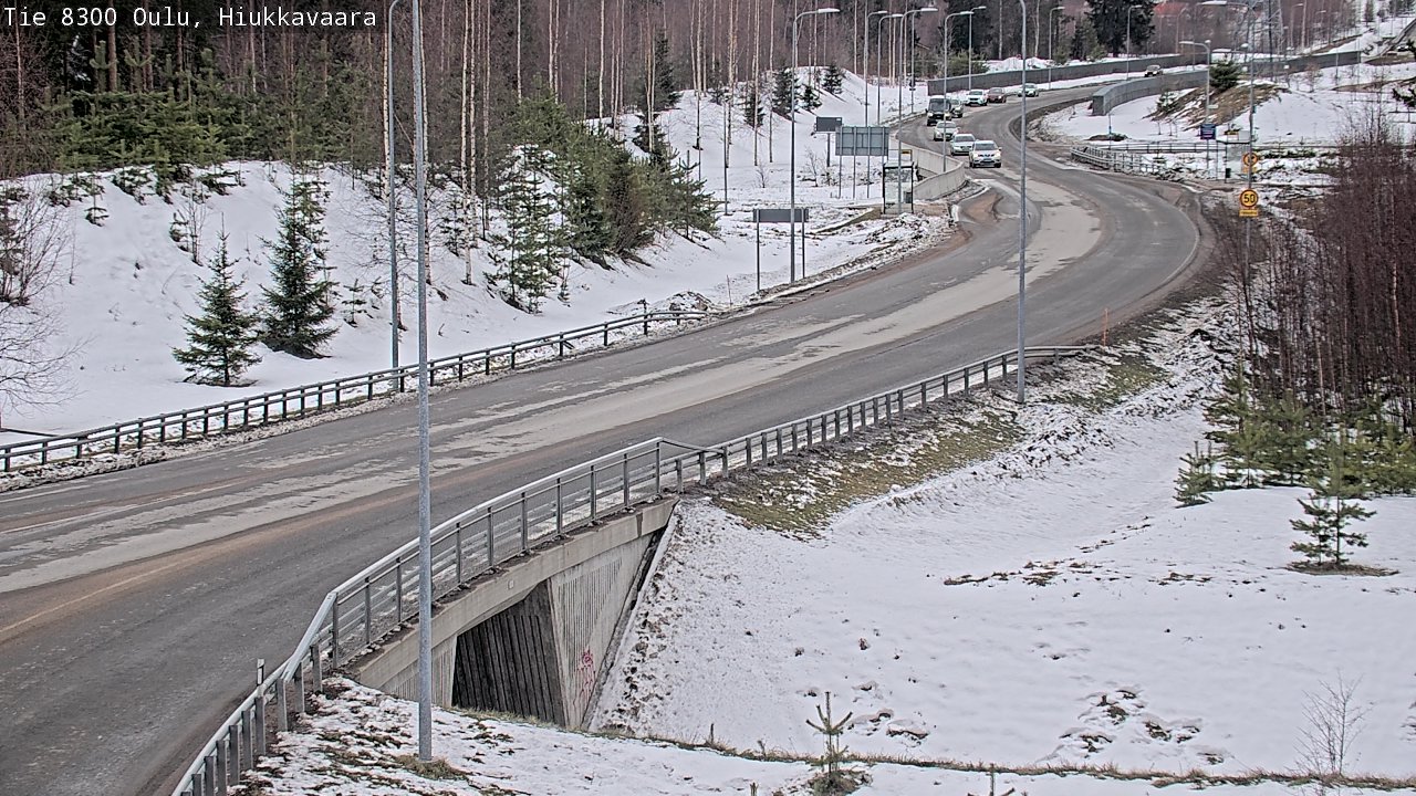 Weather Camera Image road 8300 Oulu Hiukkavaara, Oulu, Pohjois-Pohjanmaa