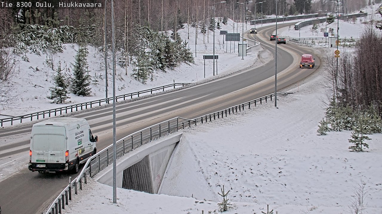 Weather Camera Image väg 8300 Oulu Hiukkavaara, Oulu, Pohjois-Pohjanmaa