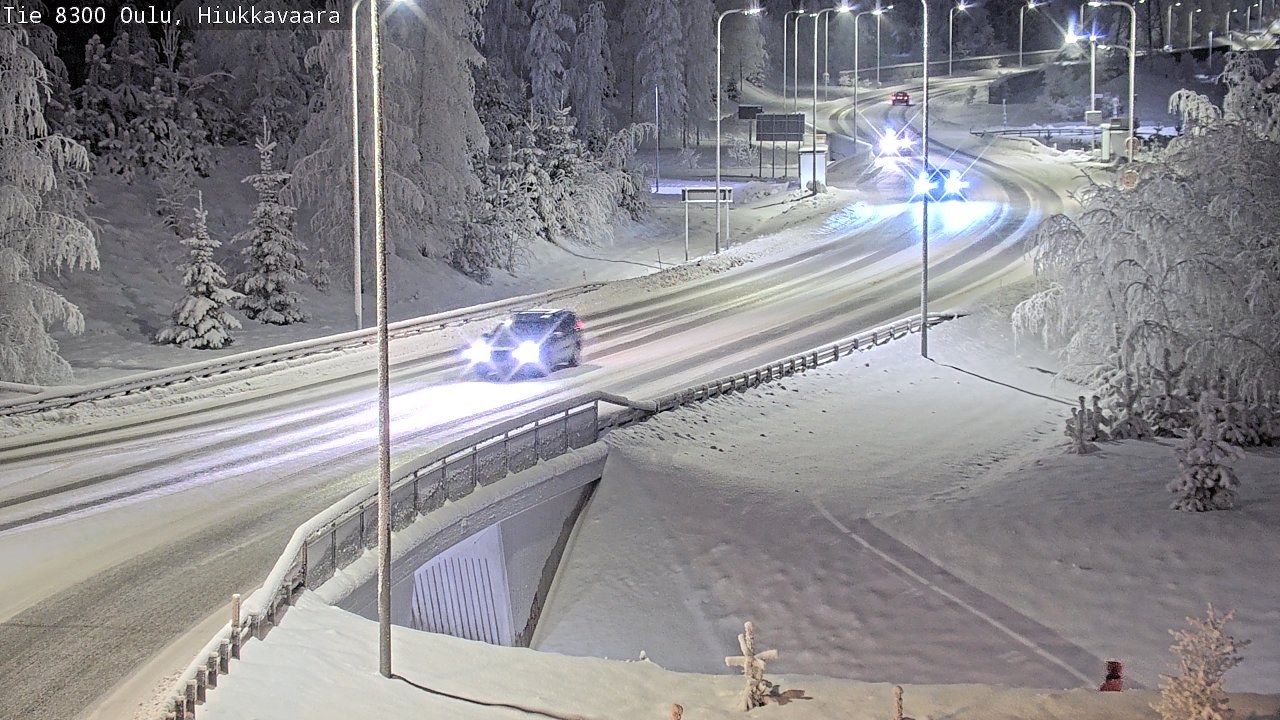 Weather Camera Image road 8300 Oulu Hiukkavaara, Oulu, Pohjois-Pohjanmaa