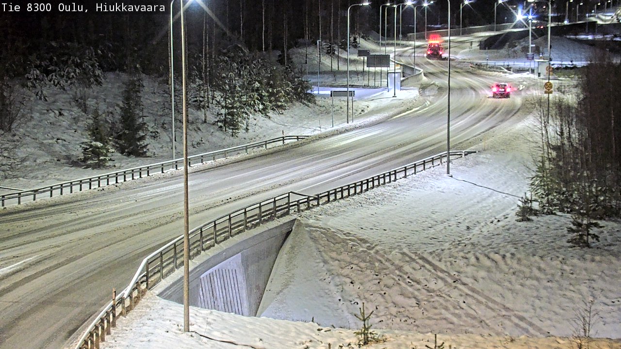 Weather Camera Image väg 8300 Oulu Hiukkavaara, Oulu, Pohjois-Pohjanmaa