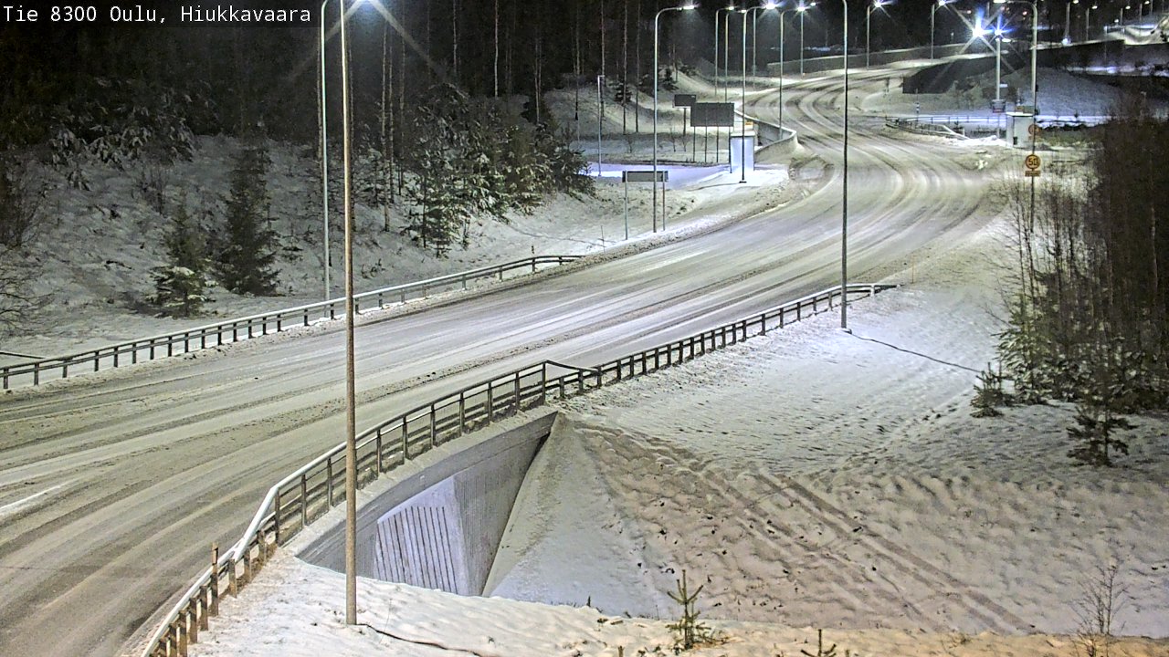 Weather Camera Image väg 8300 Oulu Hiukkavaara, Oulu, Pohjois-Pohjanmaa