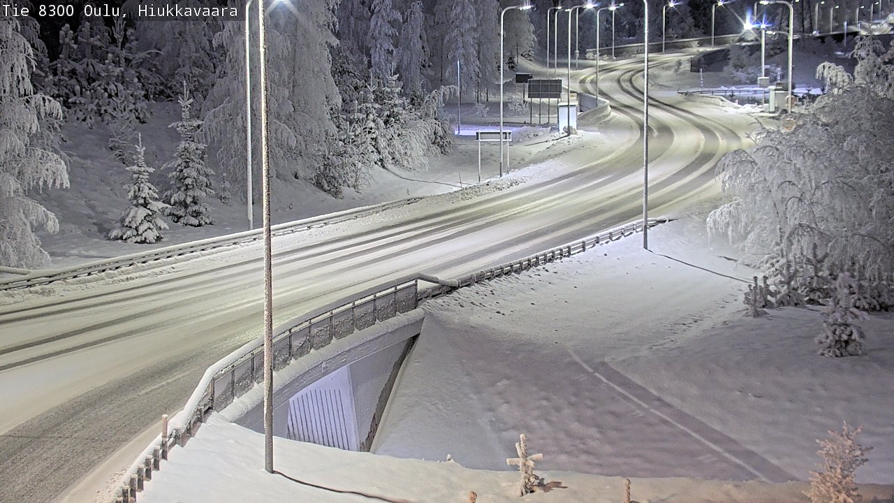 Weather Camera Image road 8300 Oulu Hiukkavaara, Oulu, Pohjois-Pohjanmaa