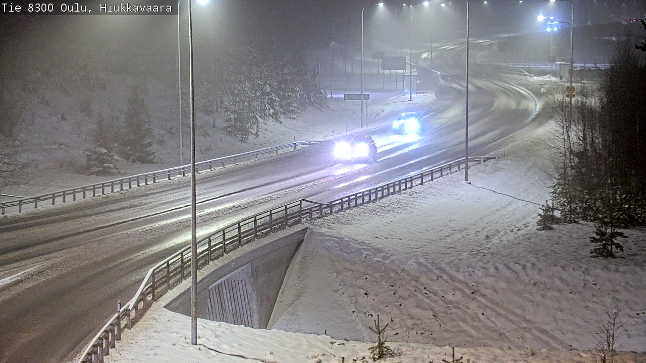 Weather Camera Image väg 8300 Oulu Hiukkavaara, Oulu, Pohjois-Pohjanmaa