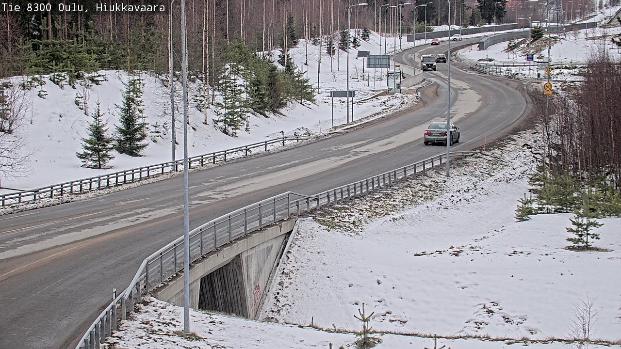Weather Camera Image väg 8300 Oulu Hiukkavaara, Oulu, Pohjois-Pohjanmaa