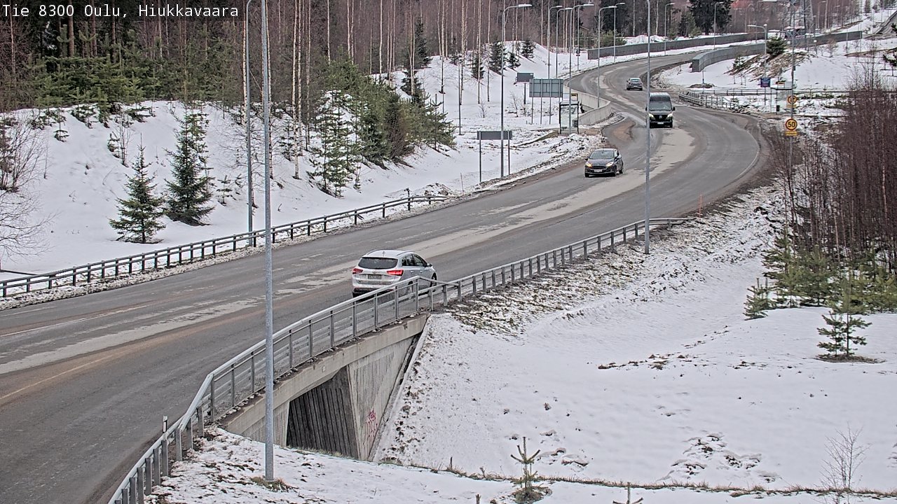 Weather Camera Image väg 8300 Oulu Hiukkavaara, Oulu, Pohjois-Pohjanmaa