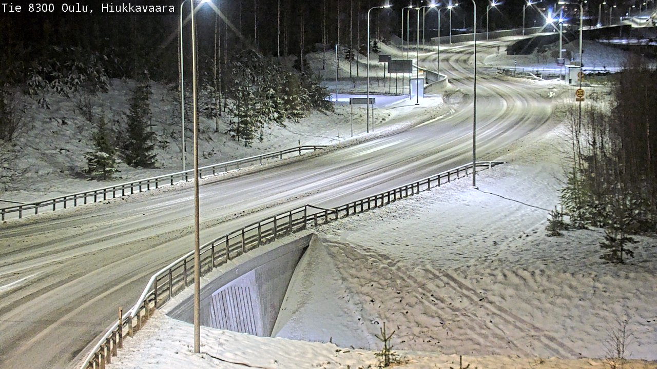 Weather Camera Image väg 8300 Oulu Hiukkavaara, Oulu, Pohjois-Pohjanmaa