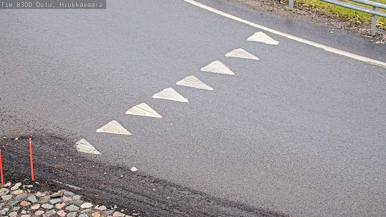Weather Camera Image road 8300 Oulu Hiukkavaara, Oulu, Pohjois-Pohjanmaa