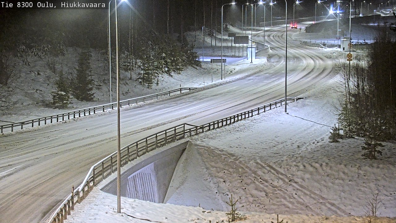 Weather Camera Image väg 8300 Oulu Hiukkavaara, Oulu, Pohjois-Pohjanmaa