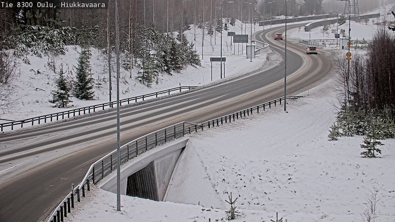 Weather Camera Image väg 8300 Oulu Hiukkavaara, Oulu, Pohjois-Pohjanmaa