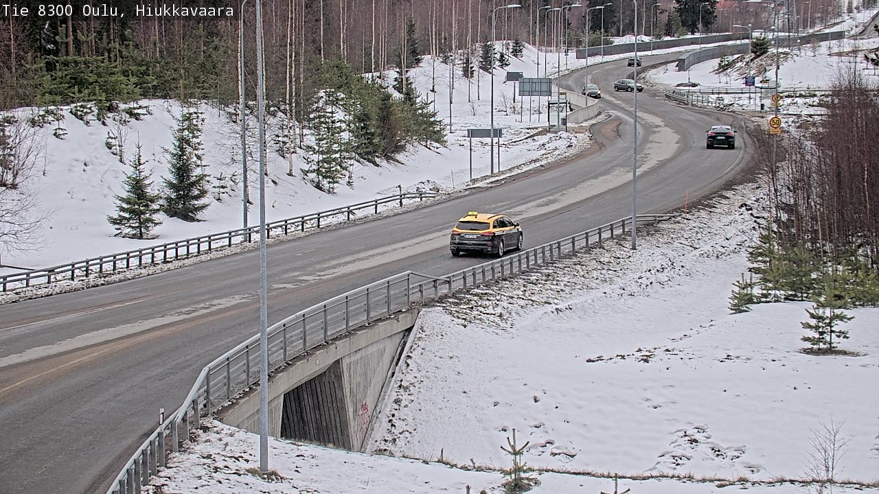 Weather Camera Image väg 8300 Oulu Hiukkavaara, Oulu, Pohjois-Pohjanmaa