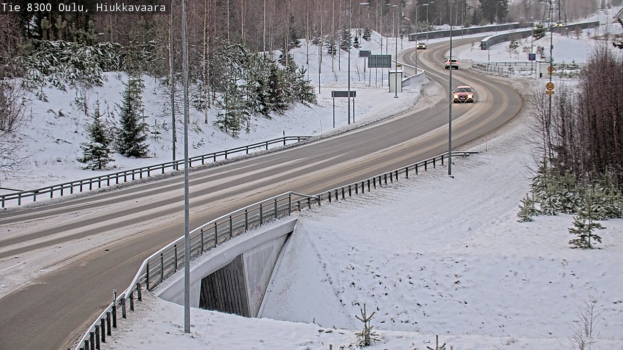 Weather Camera Image väg 8300 Oulu Hiukkavaara, Oulu, Pohjois-Pohjanmaa