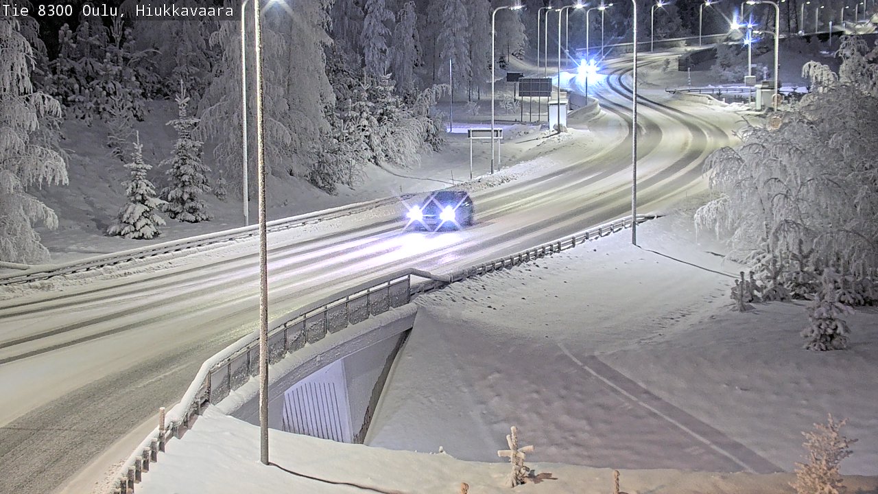 Weather Camera Image road 8300 Oulu Hiukkavaara, Oulu, Pohjois-Pohjanmaa