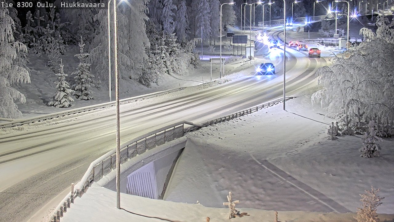 Weather Camera Image road 8300 Oulu Hiukkavaara, Oulu, Pohjois-Pohjanmaa