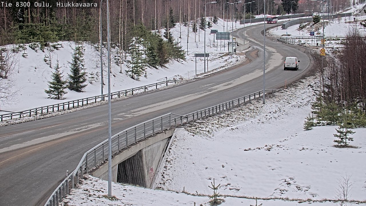 Weather Camera Image väg 8300 Oulu Hiukkavaara, Oulu, Pohjois-Pohjanmaa