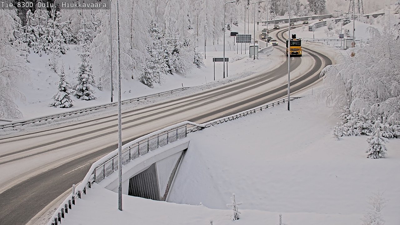 Weather Camera Image road 8300 Oulu Hiukkavaara, Oulu, Pohjois-Pohjanmaa