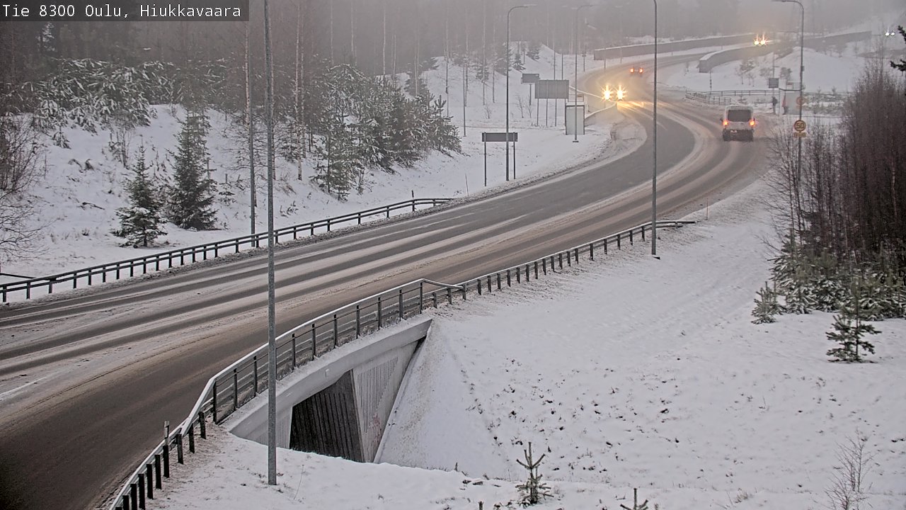 Weather Camera Image väg 8300 Oulu Hiukkavaara, Oulu, Pohjois-Pohjanmaa