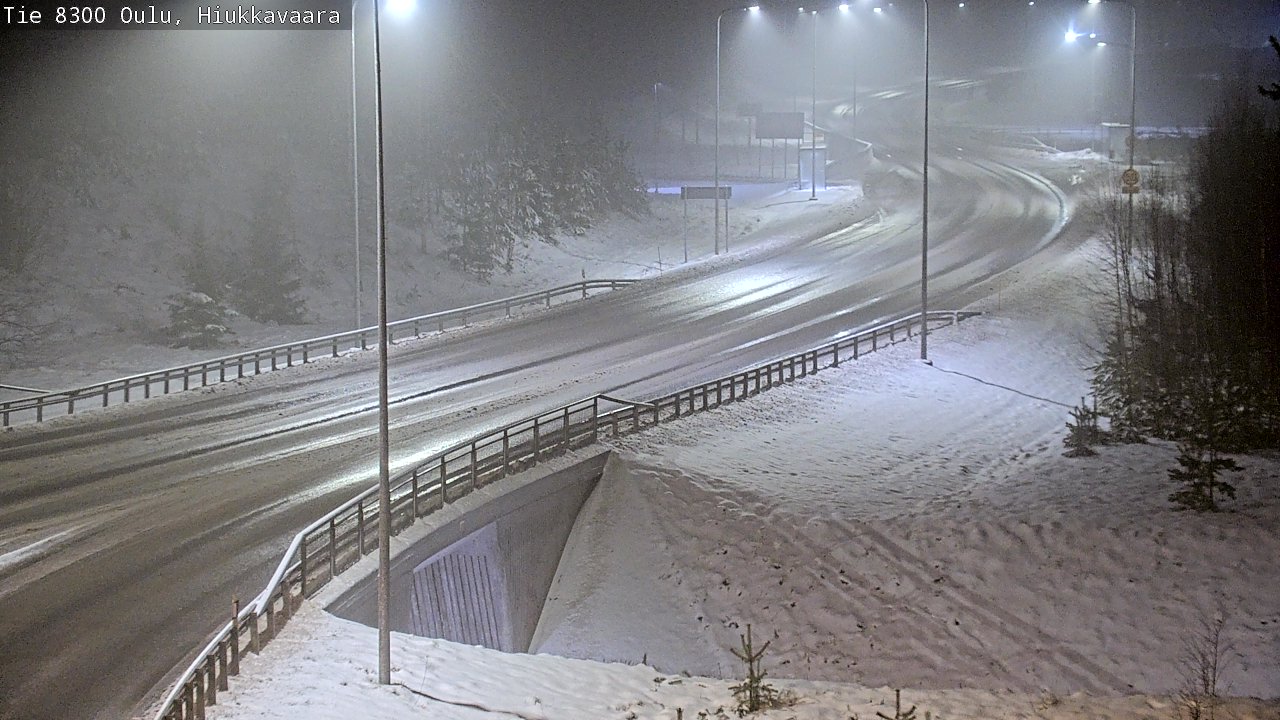 Weather Camera Image väg 8300 Oulu Hiukkavaara, Oulu, Pohjois-Pohjanmaa
