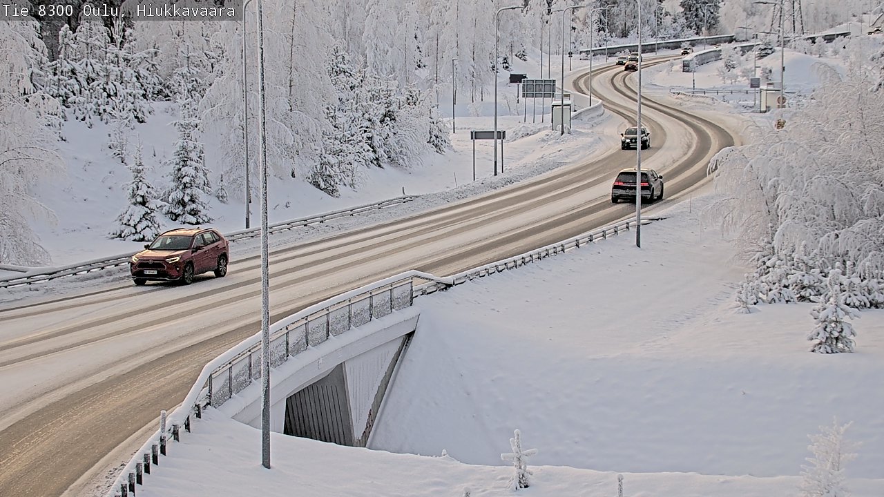 Weather Camera Image road 8300 Oulu Hiukkavaara, Oulu, Pohjois-Pohjanmaa