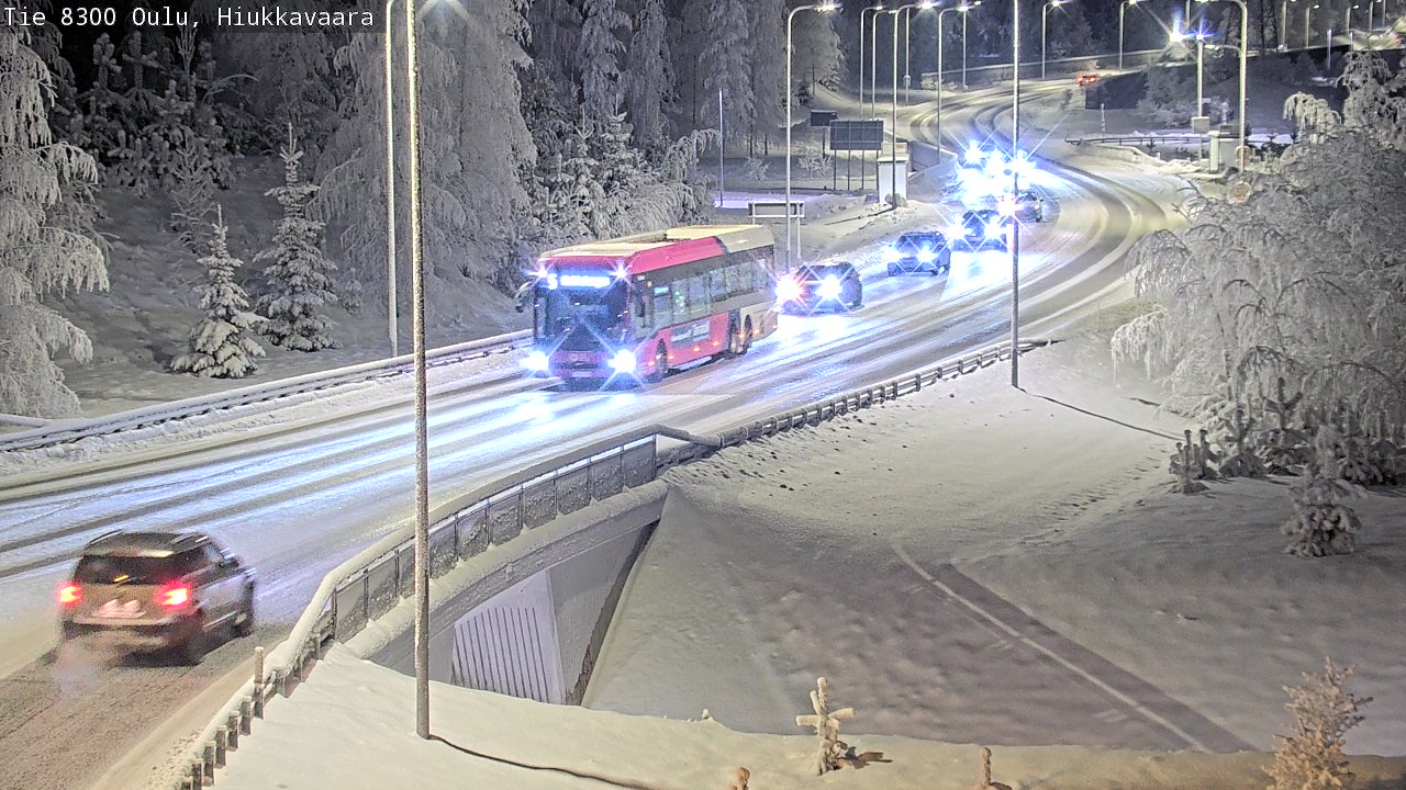 Weather Camera Image road 8300 Oulu Hiukkavaara, Oulu, Pohjois-Pohjanmaa