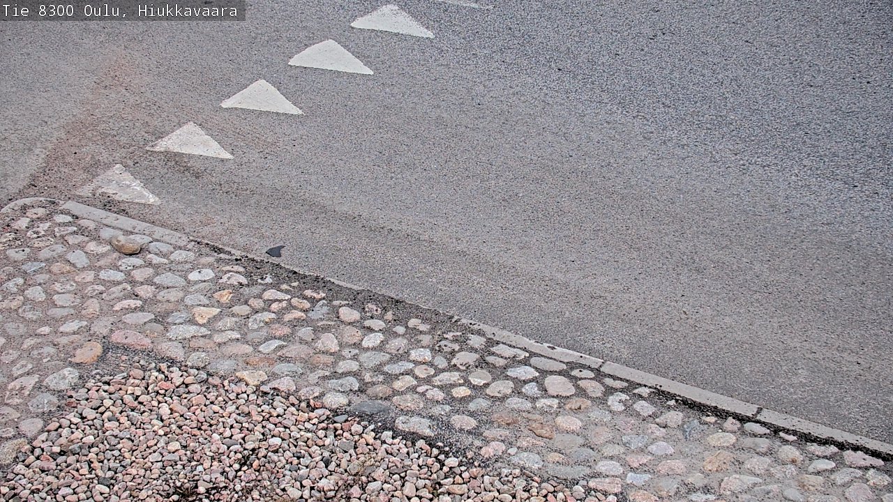 Weather Camera Image väg 8300 Oulu Hiukkavaara, Oulu, Pohjois-Pohjanmaa