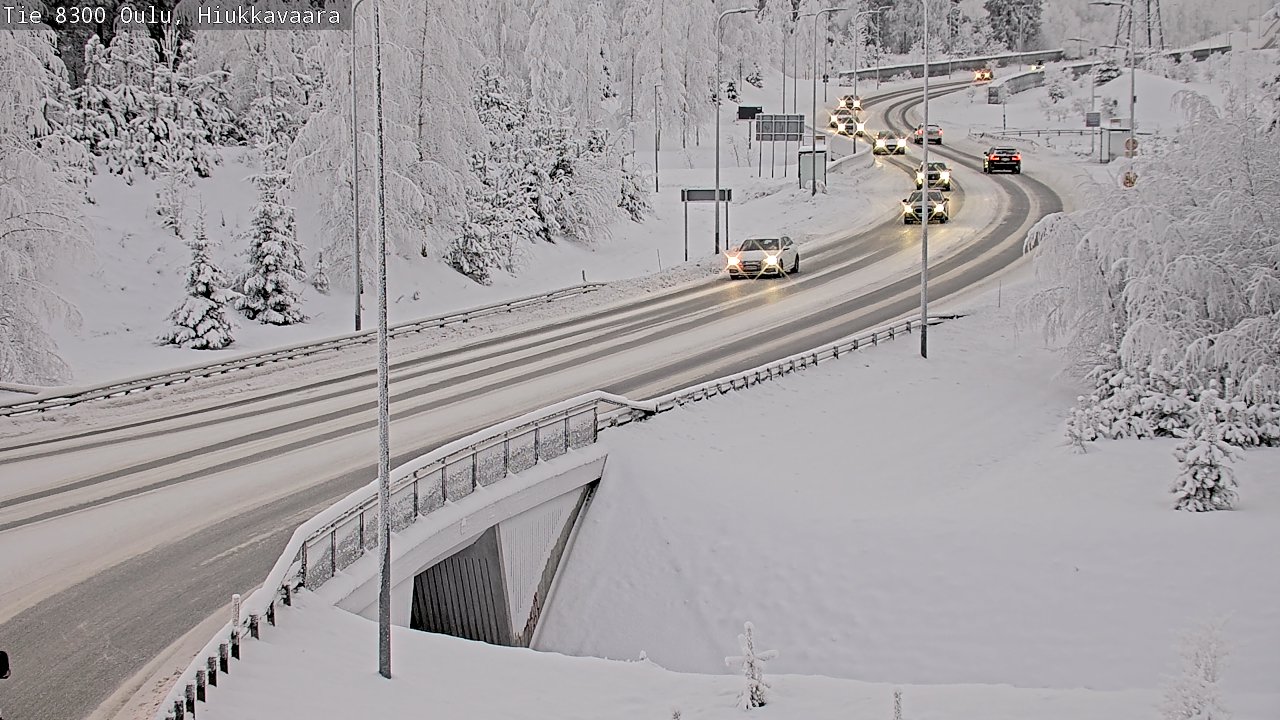 Weather Camera Image road 8300 Oulu Hiukkavaara, Oulu, Pohjois-Pohjanmaa