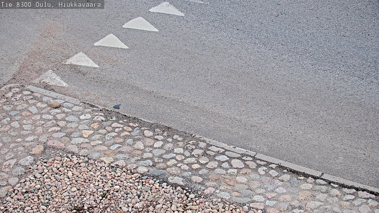 Weather Camera Image väg 8300 Oulu Hiukkavaara, Oulu, Pohjois-Pohjanmaa
