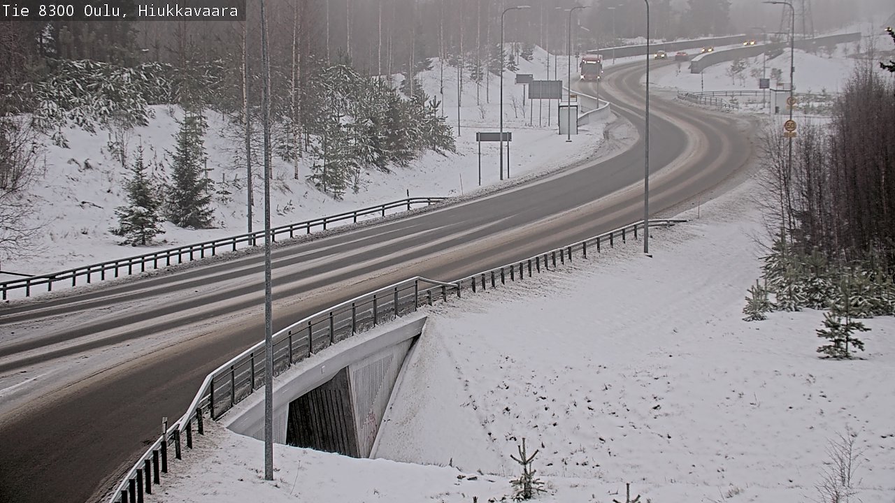 Weather Camera Image väg 8300 Oulu Hiukkavaara, Oulu, Pohjois-Pohjanmaa