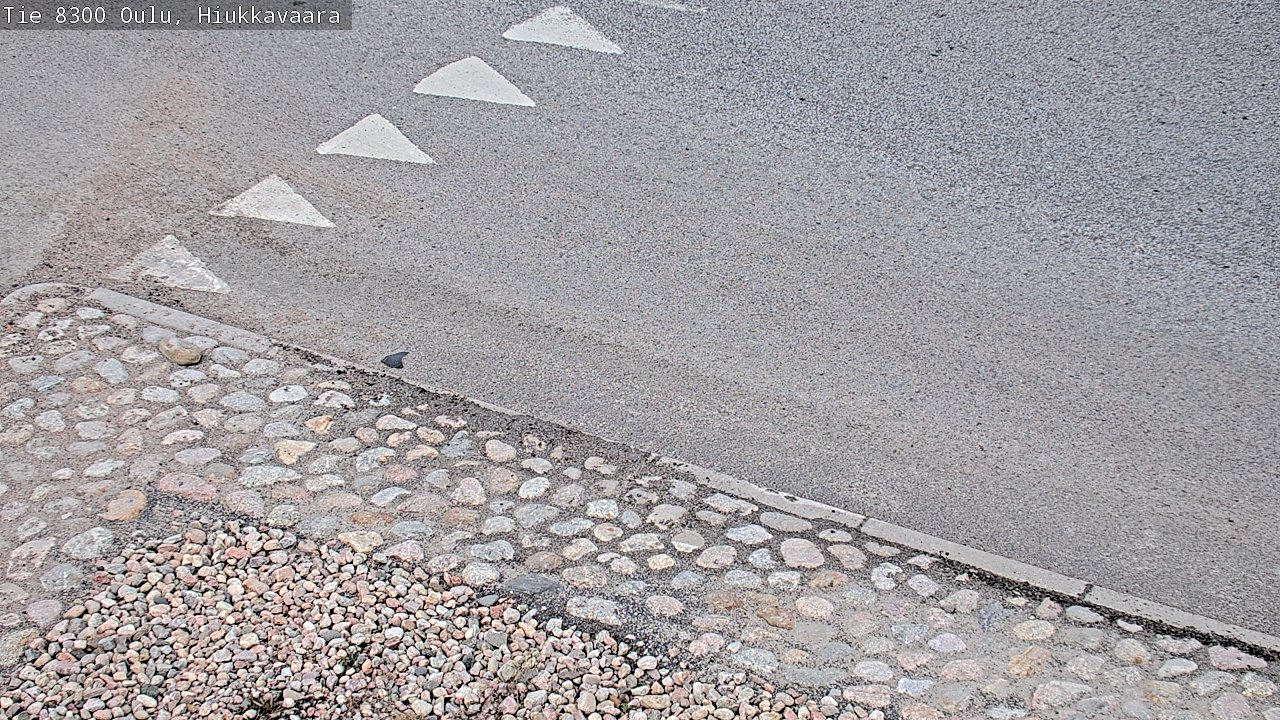 Weather Camera Image road 8300 Oulu Hiukkavaara, Oulu, Pohjois-Pohjanmaa