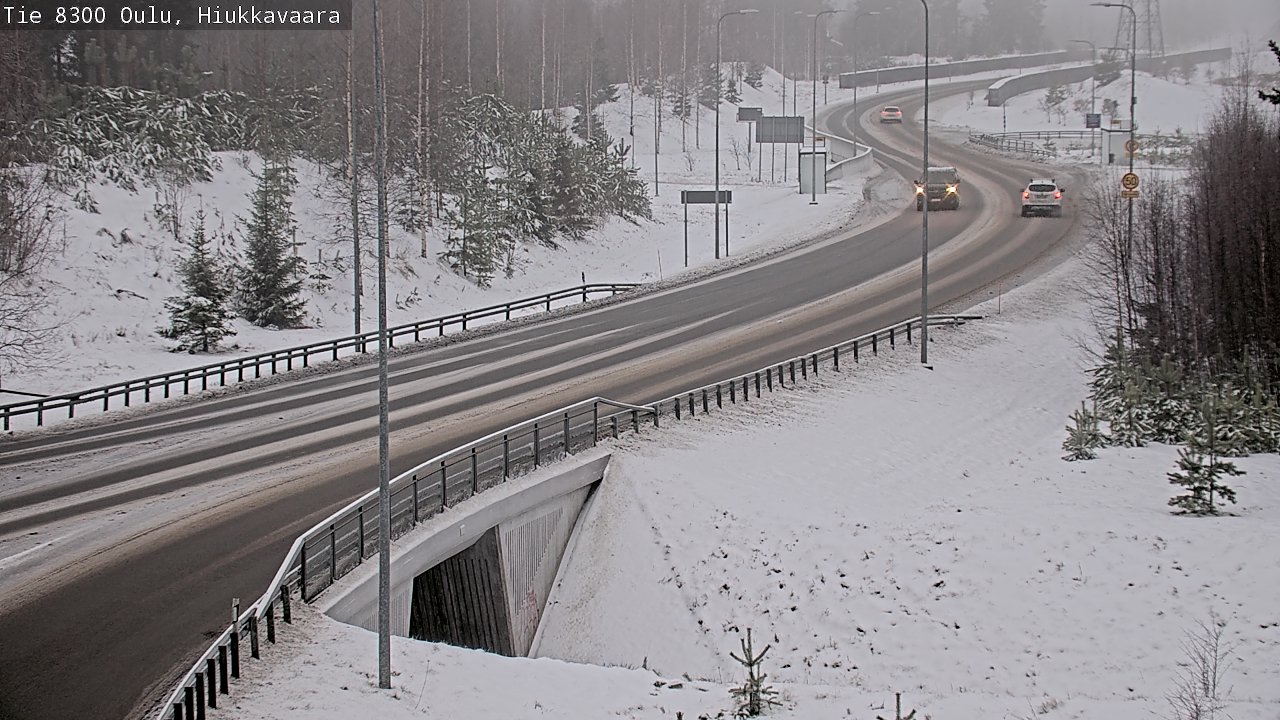 Weather Camera Image väg 8300 Oulu Hiukkavaara, Oulu, Pohjois-Pohjanmaa