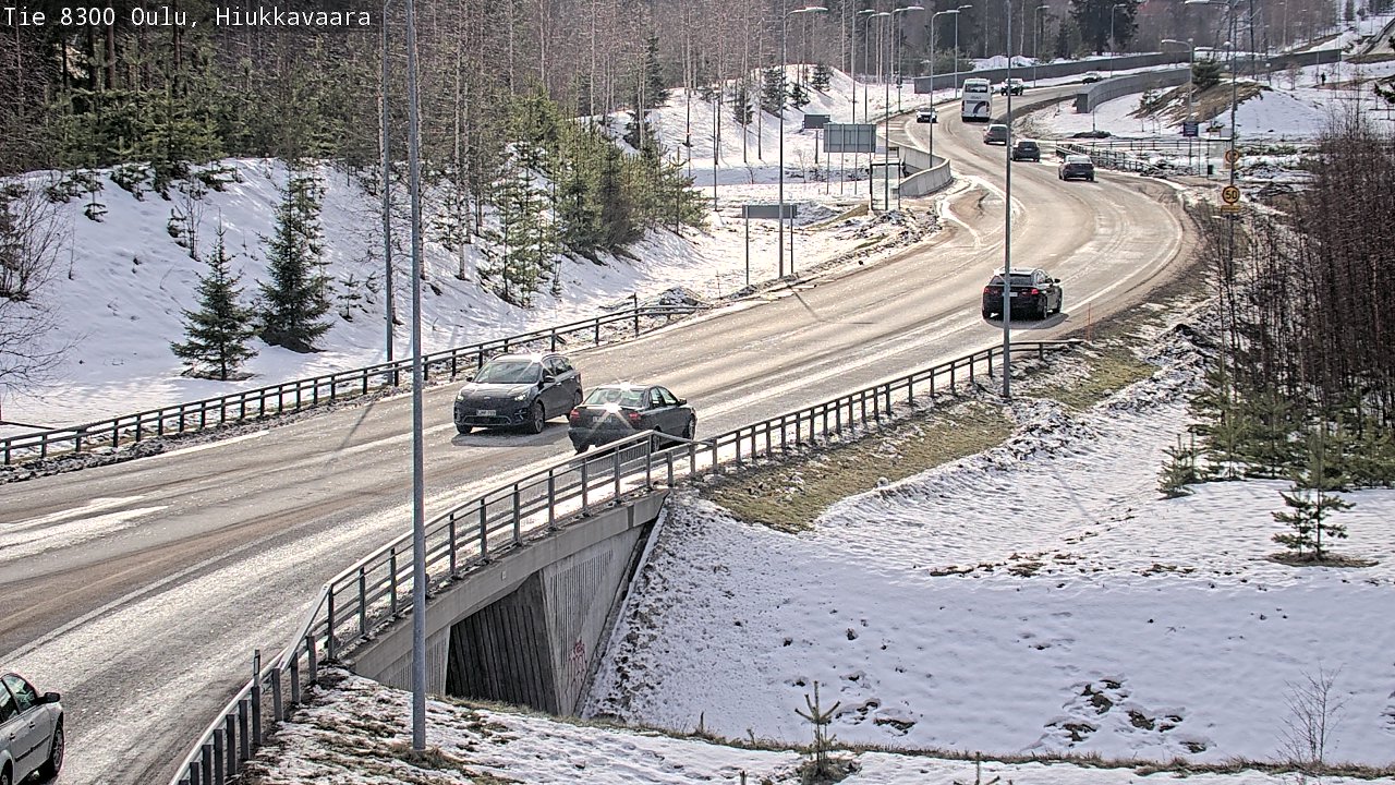 Weather Camera Image road 8300 Oulu Hiukkavaara, Oulu, Pohjois-Pohjanmaa