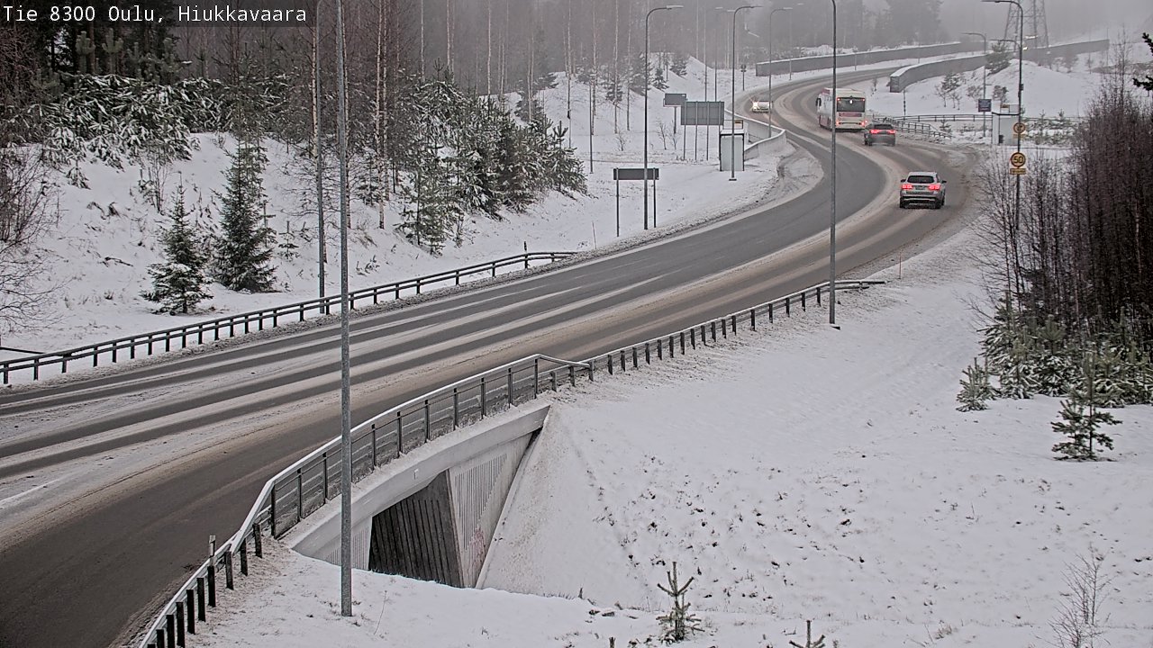 Weather Camera Image väg 8300 Oulu Hiukkavaara, Oulu, Pohjois-Pohjanmaa