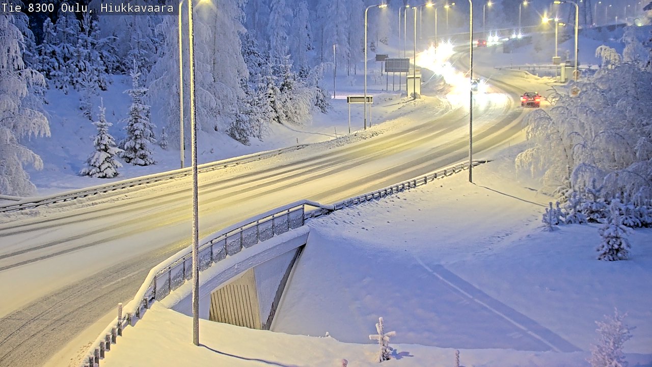Weather Camera Image road 8300 Oulu Hiukkavaara, Oulu, Pohjois-Pohjanmaa
