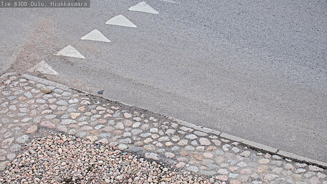 Weather Camera Image road 8300 Oulu Hiukkavaara, Oulu, Pohjois-Pohjanmaa