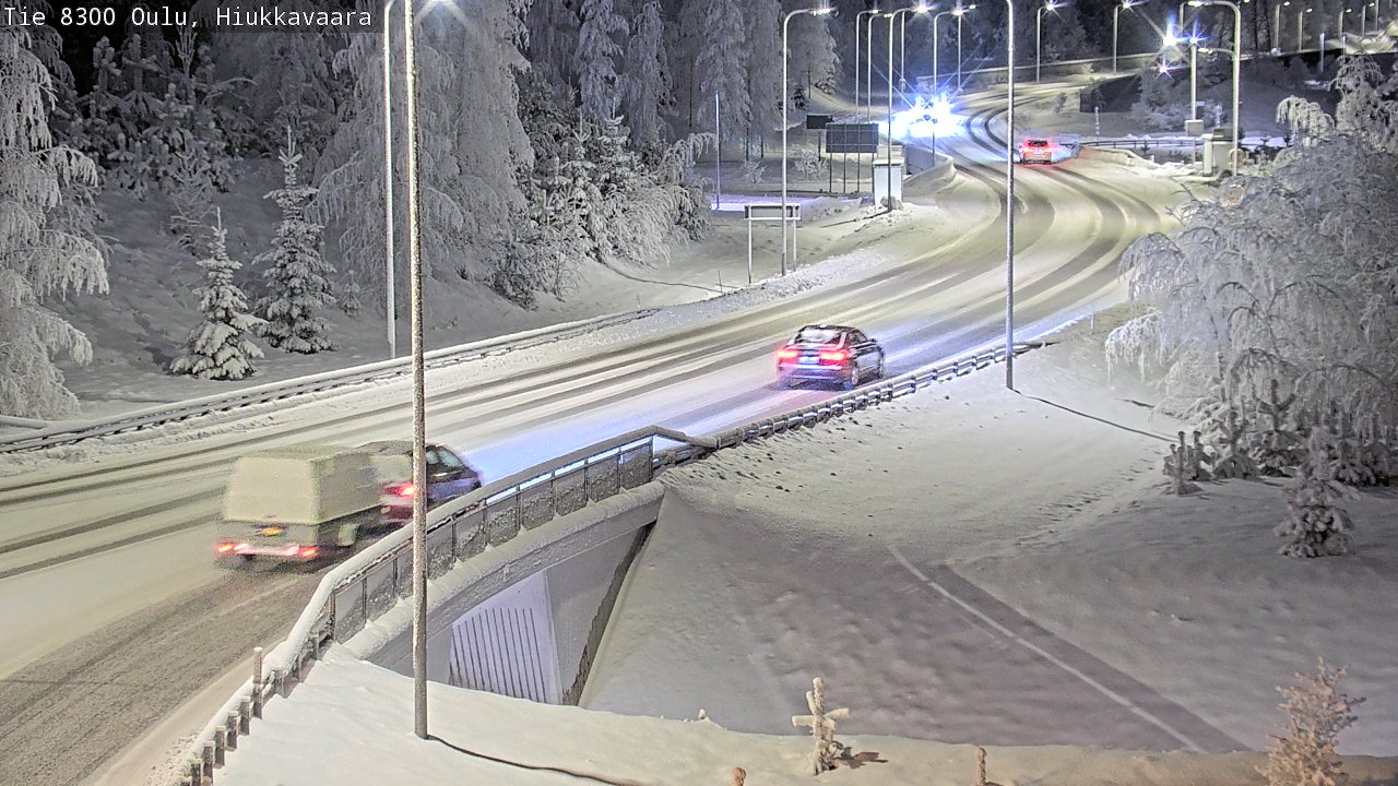 Weather Camera Image road 8300 Oulu Hiukkavaara, Oulu, Pohjois-Pohjanmaa
