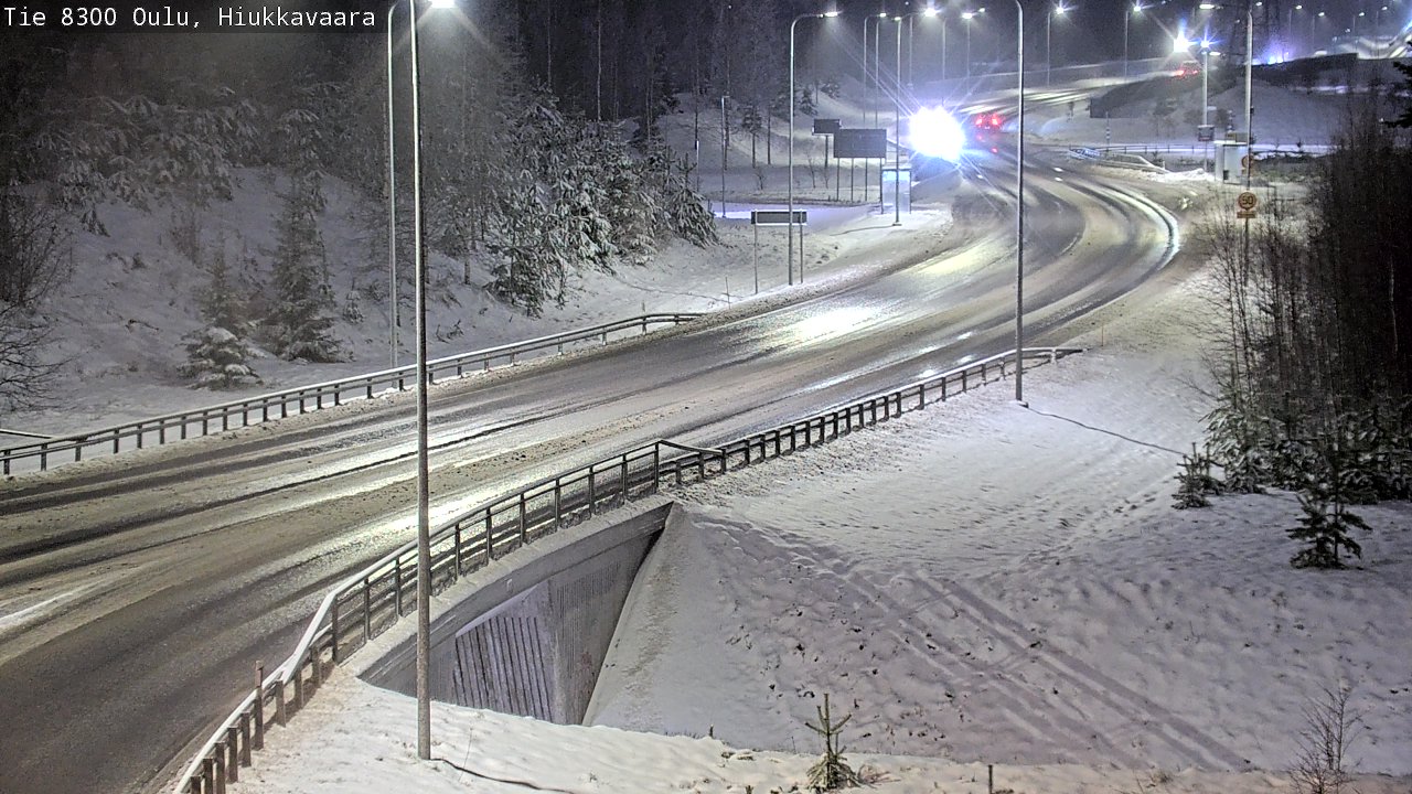 Weather Camera Image väg 8300 Oulu Hiukkavaara, Oulu, Pohjois-Pohjanmaa