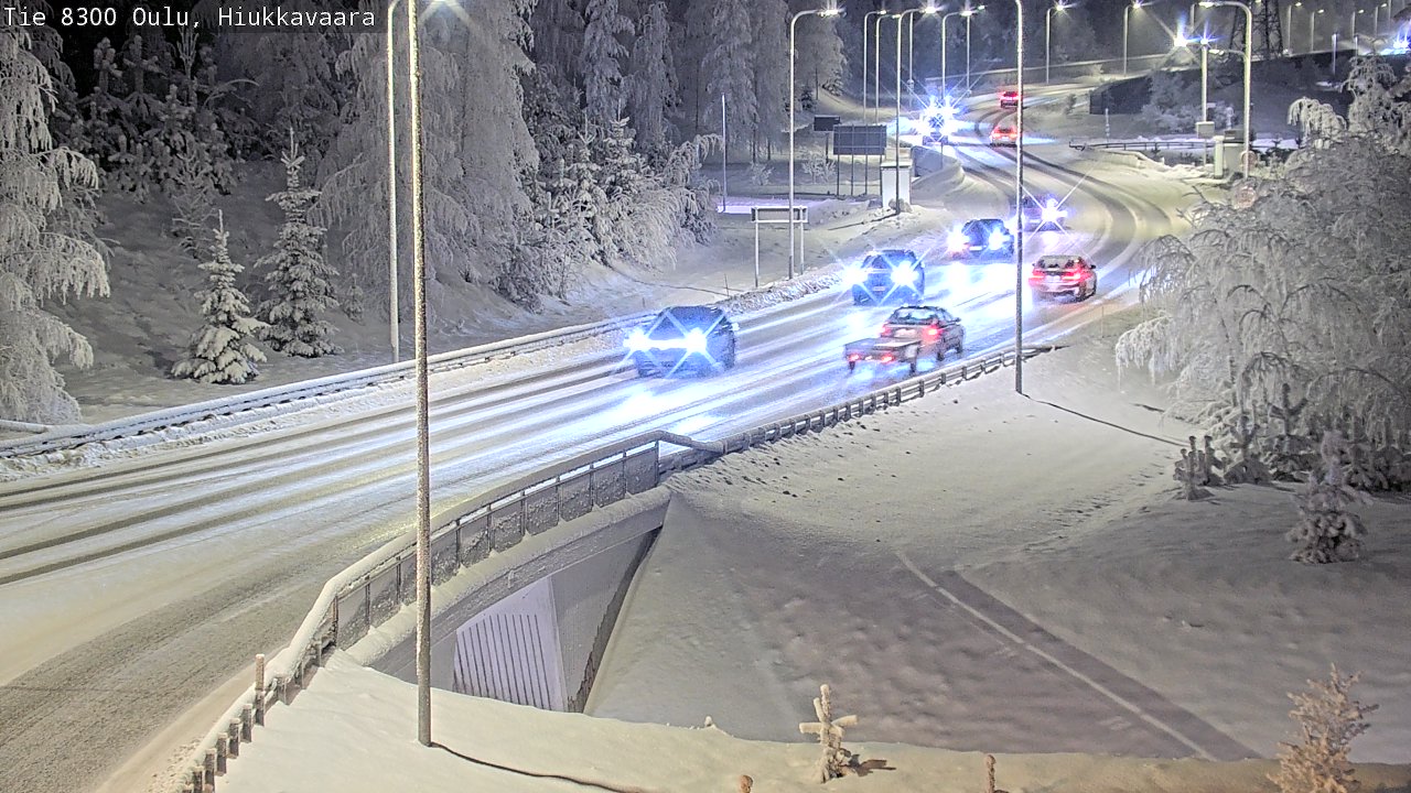 Weather Camera Image road 8300 Oulu Hiukkavaara, Oulu, Pohjois-Pohjanmaa