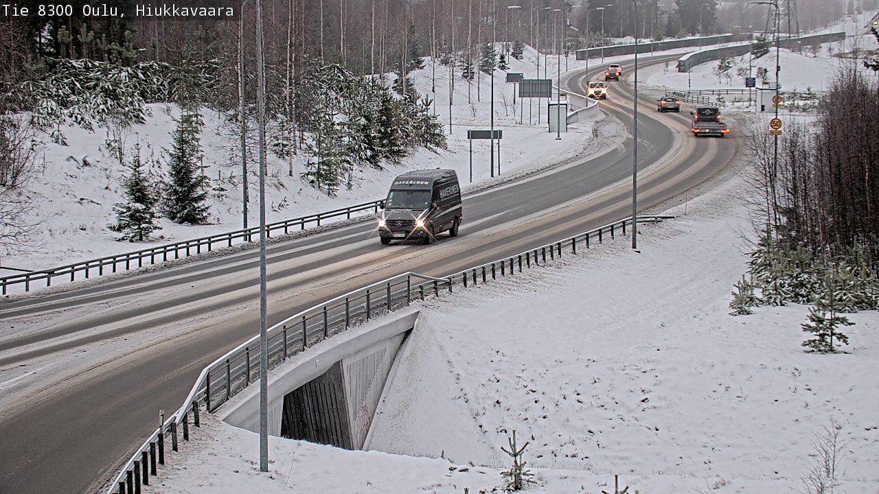 Weather Camera Image väg 8300 Oulu Hiukkavaara, Oulu, Pohjois-Pohjanmaa
