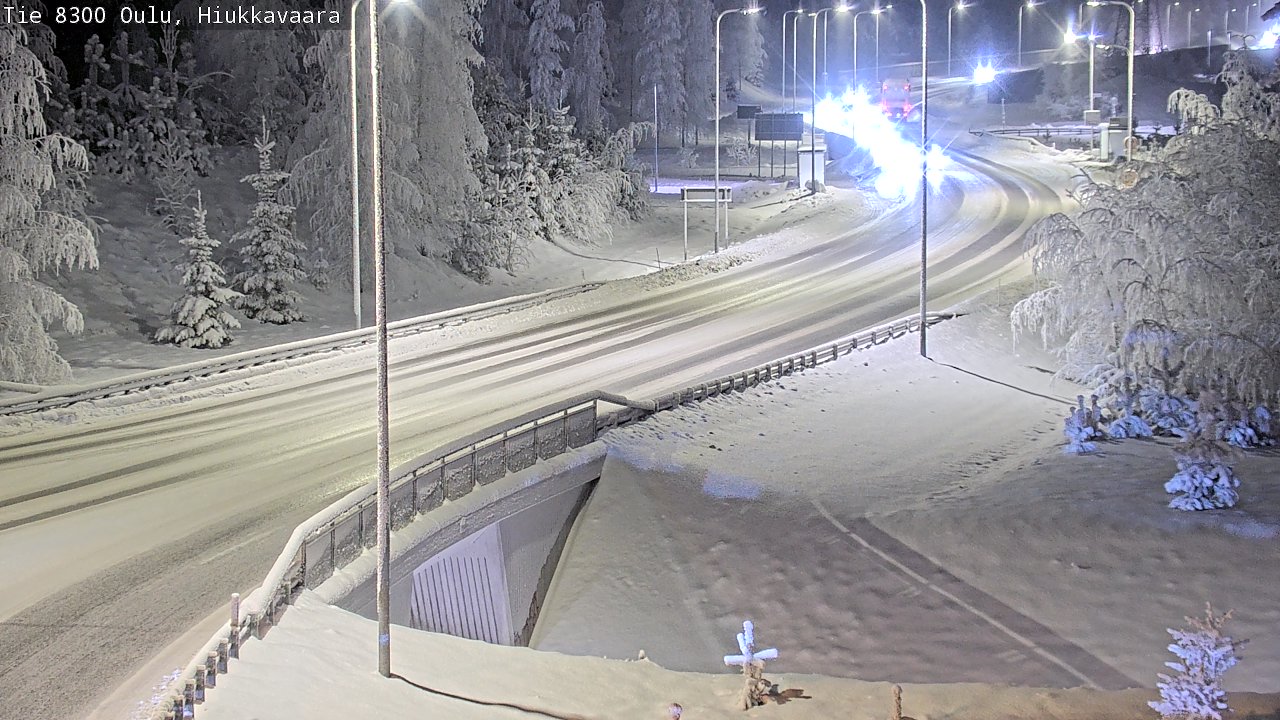 Weather Camera Image road 8300 Oulu Hiukkavaara, Oulu, Pohjois-Pohjanmaa