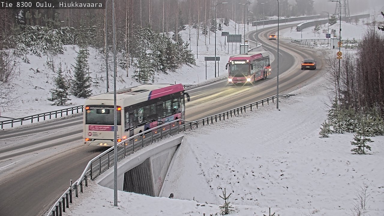 Weather Camera Image väg 8300 Oulu Hiukkavaara, Oulu, Pohjois-Pohjanmaa