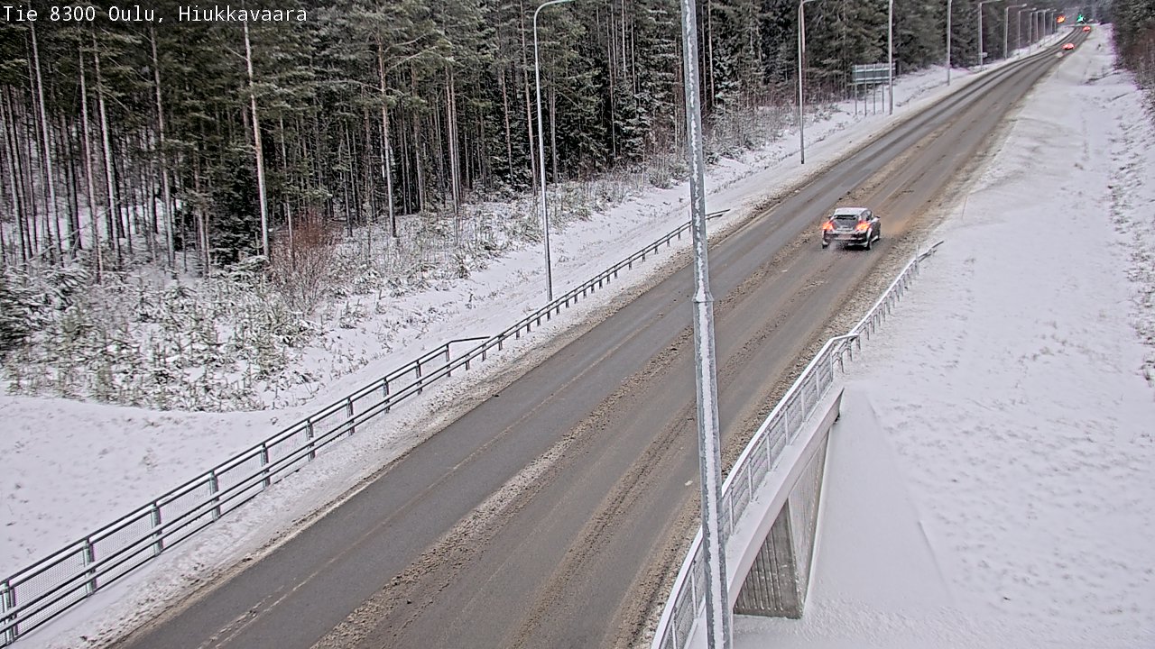 Weather Camera Image väg 8300 Oulu Hiukkavaara, Oulu, Pohjois-Pohjanmaa