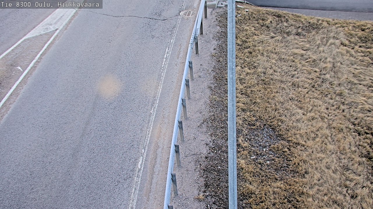 Weather Camera Image väg 8300 Oulu Hiukkavaara, Oulu, Pohjois-Pohjanmaa