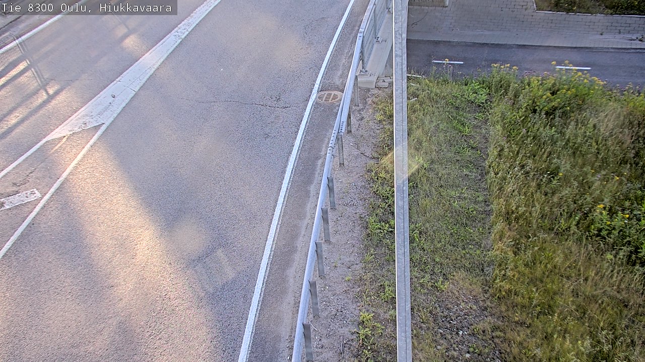 Weather Camera Image road 8300 Oulu Hiukkavaara, Oulu, Pohjois-Pohjanmaa